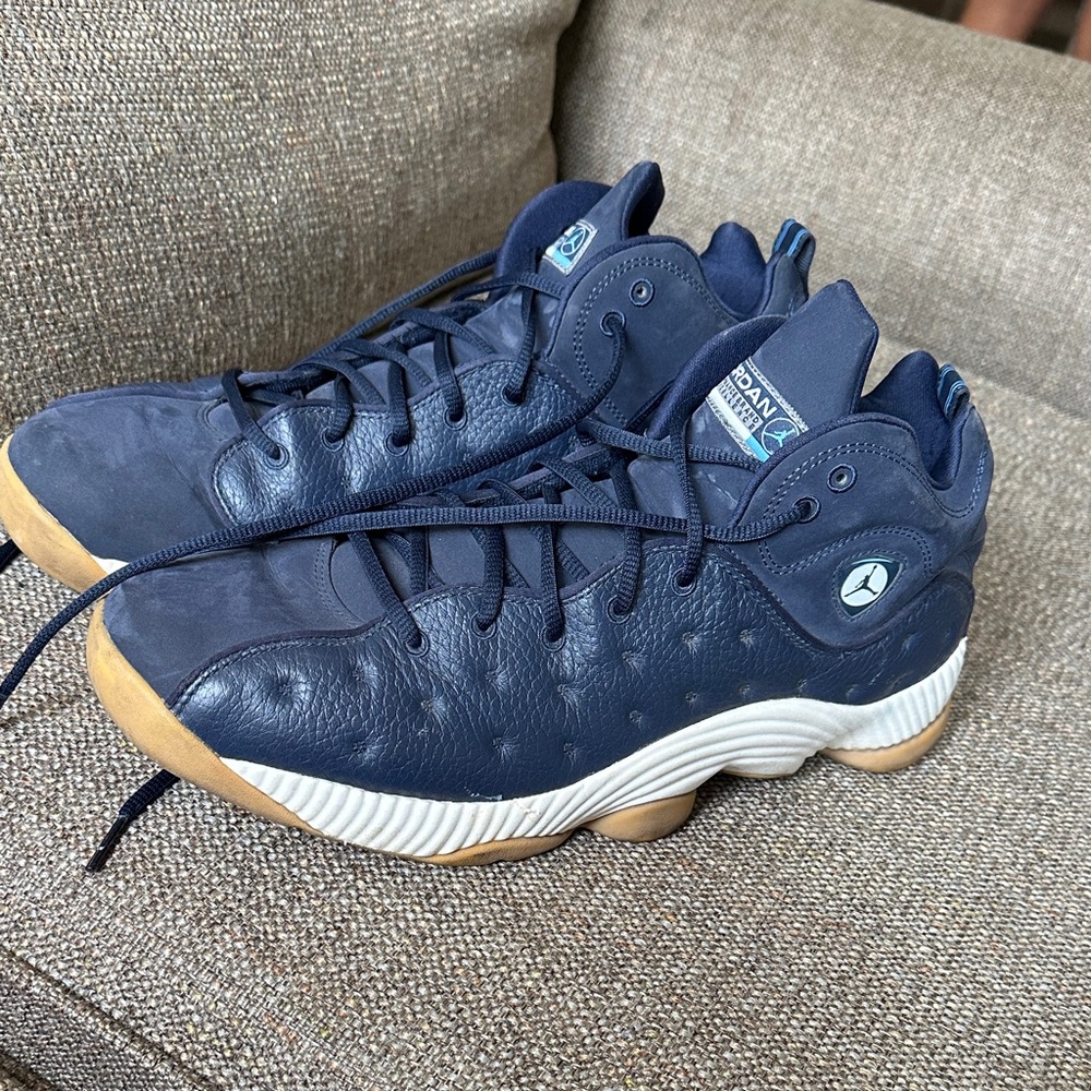 Jordan Men's Dark Blue and White Sneakers